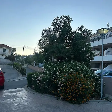 Sea View Valley Retreat *