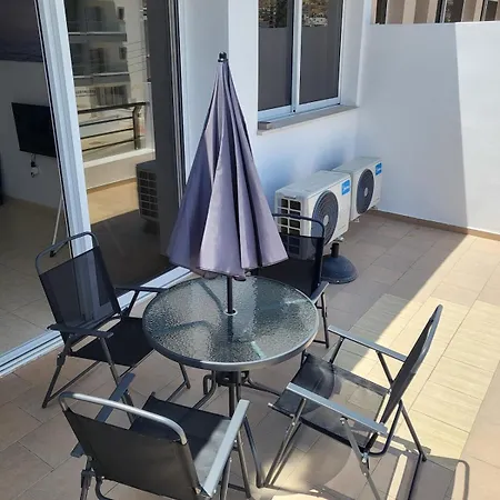 Sea View Valley Retreat