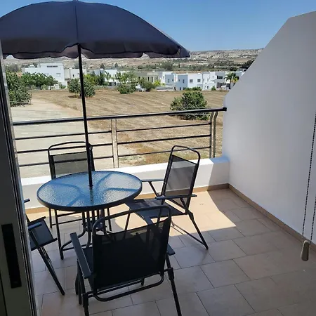 Sea View Valley Retreat *