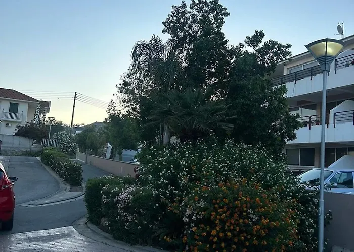 Sea View Valley Retreat *